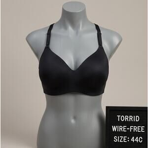 Torrid Curve Wire-Free Lightly Lined Everyday Bra Back Smoothing 44C Black Cross